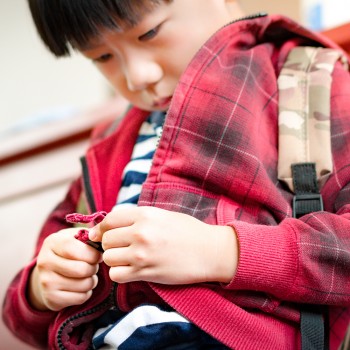 Cuando  los niños juegan a desvestirse