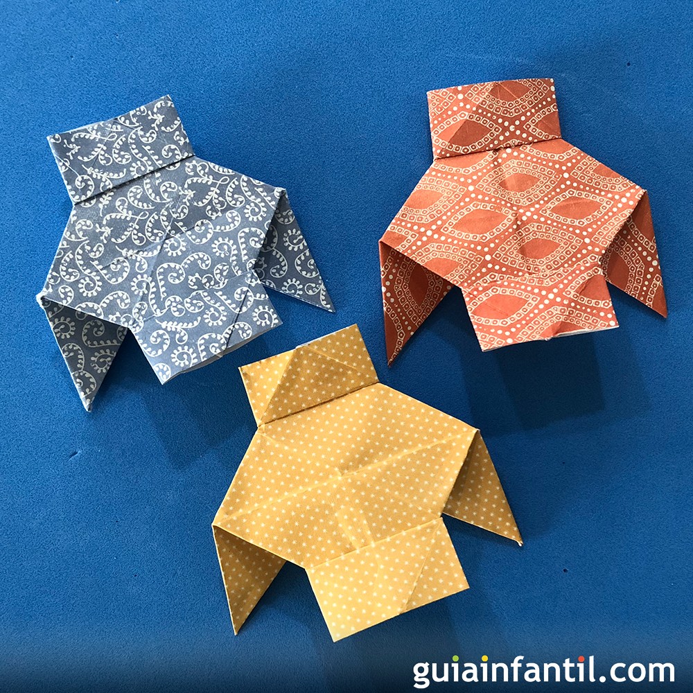 10 beneficios del origami para niños - Jugar a hacer figuras con papel con  los niños