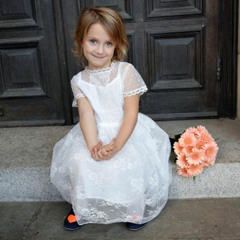 Vestidos especiales de Primera Comunión para niñas