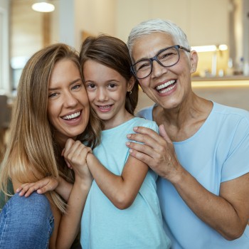 Día de la Mujer: frases feministas para niñas, madres, abuelas, tías…