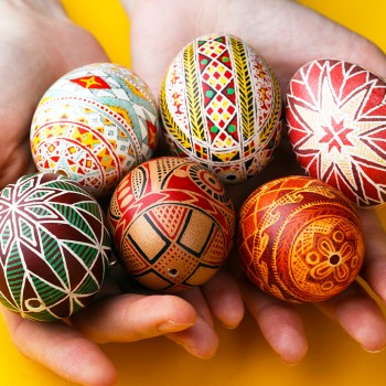 Huevos de Pascua Pisanka - Leyenda ucraniana tradicional para niños