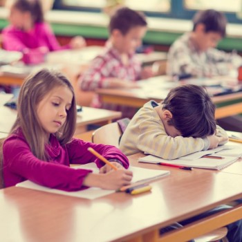 El TDAH se diagnostica más en niños nacidos a finales de año