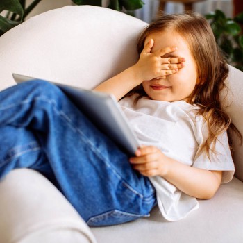 Cómo prevenir los riesgos de Internet y redes sociales para los niños