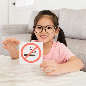 No rotundo al tabaco durante la lactancia materna