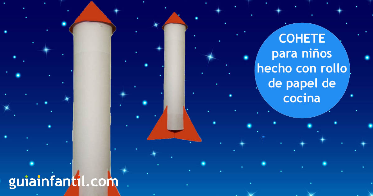 cohete hecho con rollo de papel de cocina