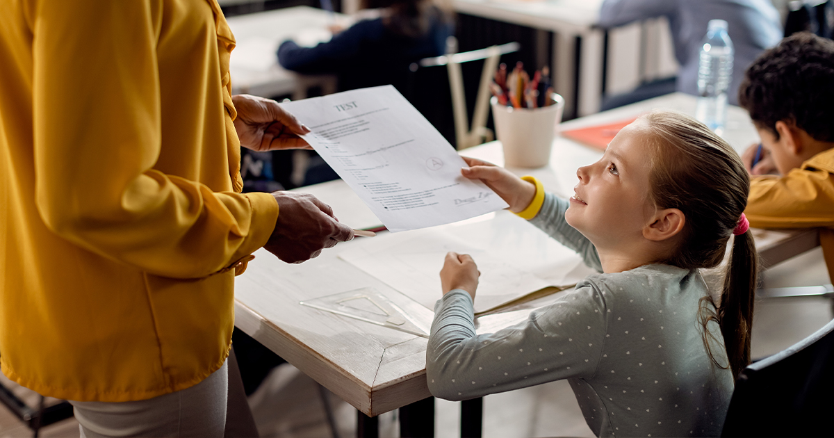 Niños que suspenden y tienen malas calificaciones