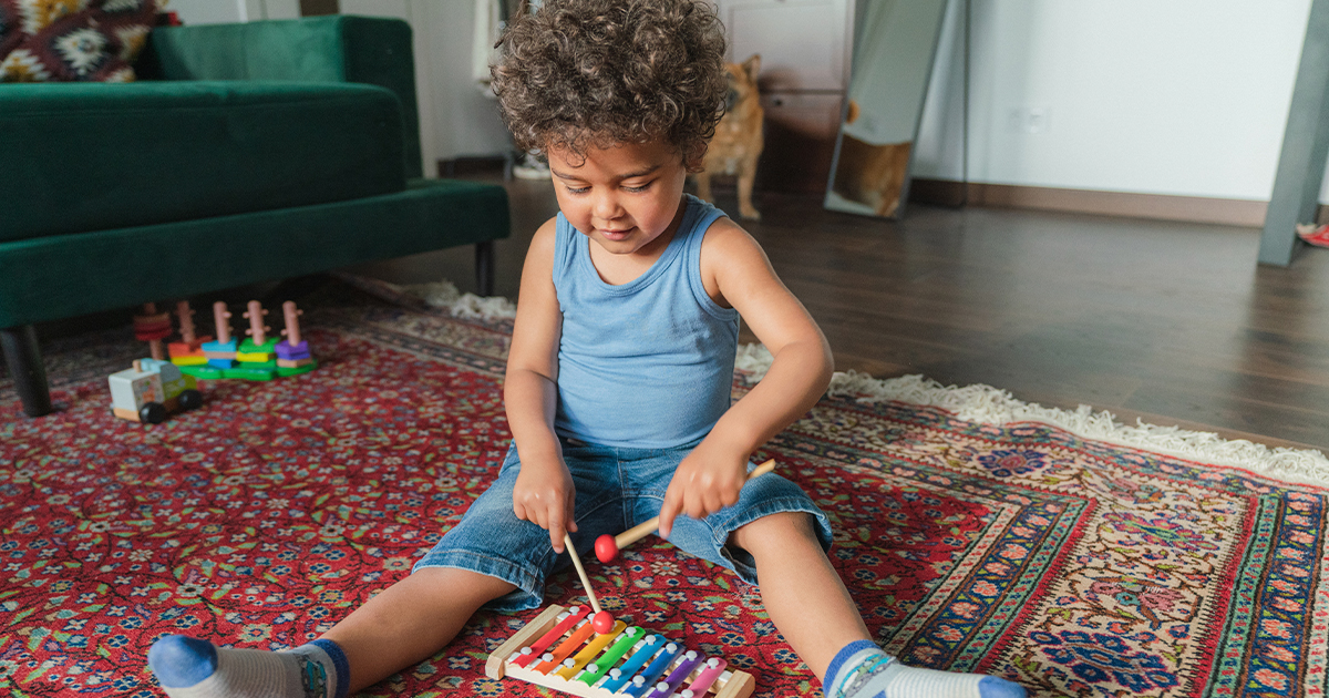 Niños De Tres Años Que No Cumplen Las Normas Ni Respetan Los Límites