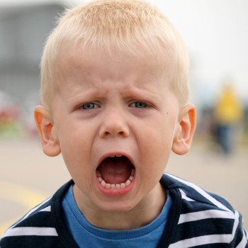 Enseñar a los niños a canalizar la agresividad en un ataque de ira