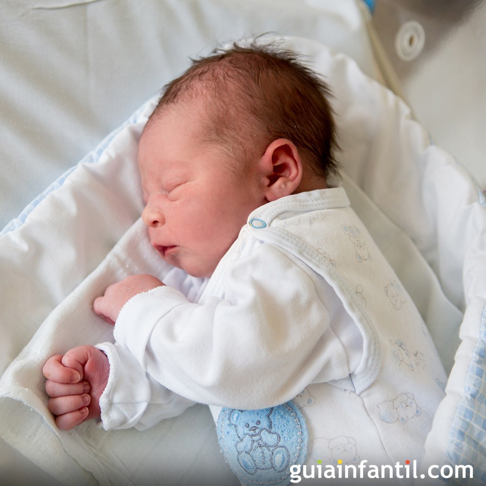Cuánto y cómo duerme un bebé de 0 a 2 meses - Mi hijo duerme muy mal