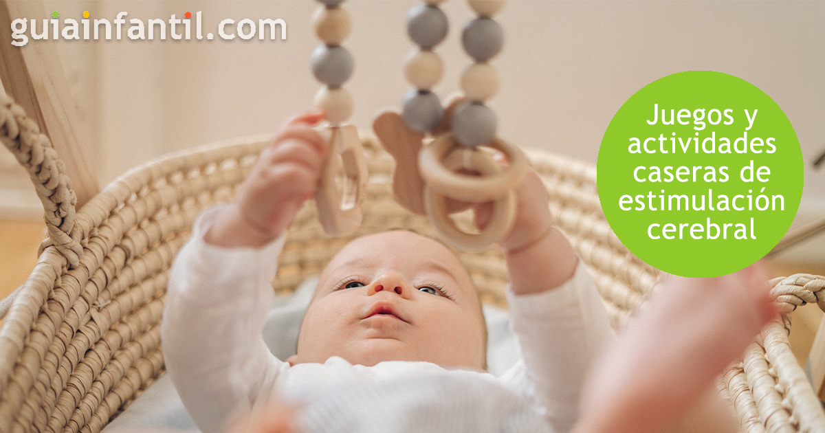 Estimula la inteligencia de tu bebé con pelotas: 5 beneficios de