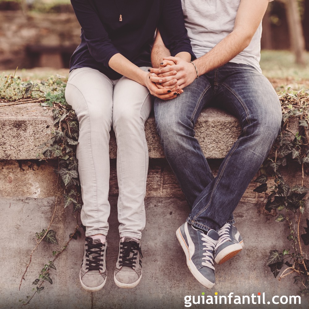 Primera relación de pareja de mi hijo adolescente, ¿demasiado pronto?