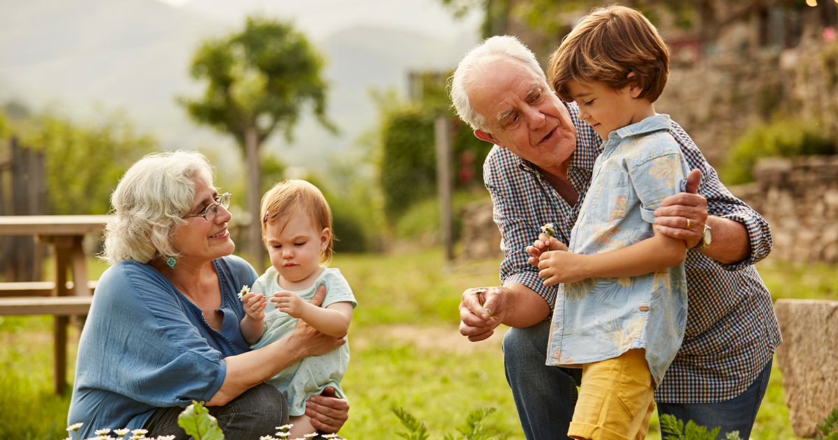 En el día de los abuelos haz un regalo bonito