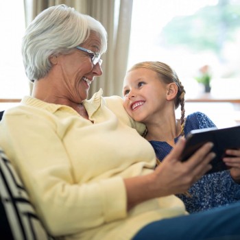 Poemas cortos del Día de los Abuelos para que los niños reciten con amor