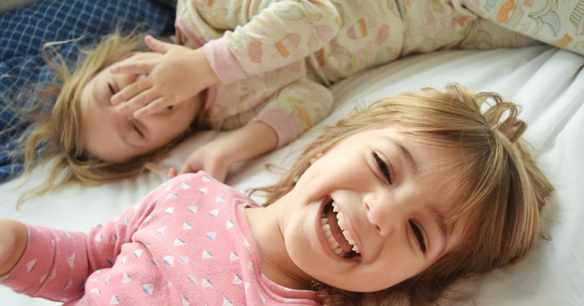 La primera noche de los niños fuera de casa