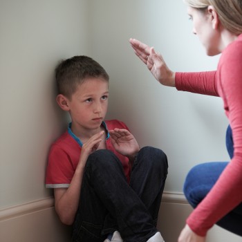 El error es creer que por dar una sola cachetada al niño no pasa nada