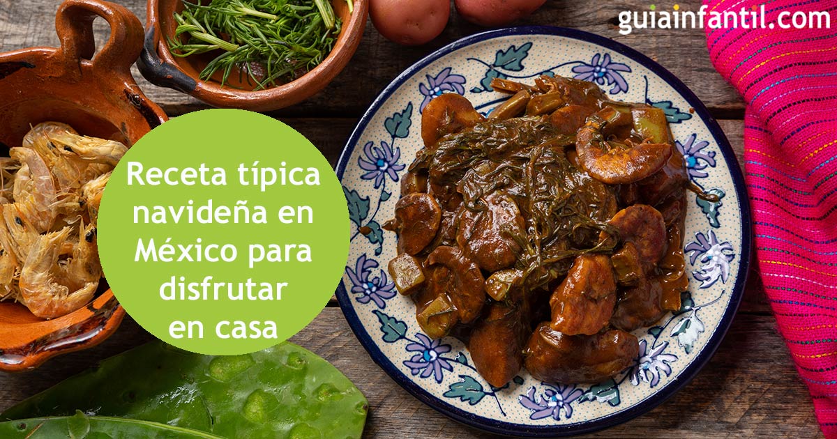 Plato popular mexicano en la mesa de Navidad