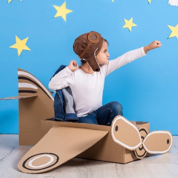 Los valiosos beneficios de cada etapa del juego en los niños