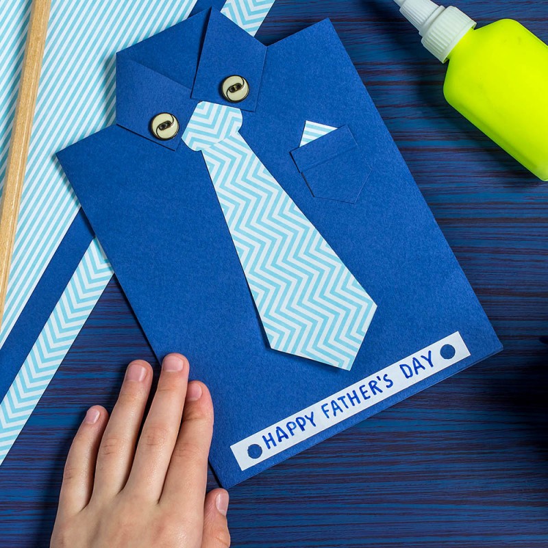 Nueva Zelanda mientras tanto Comerciante itinerante Tarjeta de camisa con corbata para el Día del Padre - Manualidades para  niños