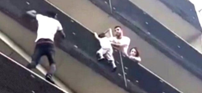 El Spiderman real que consiguió salvar aun niño de forma heroica