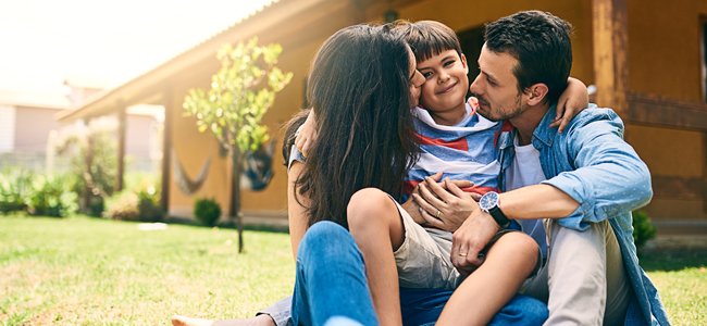 Los retos y responsabilidades de los padres de la generación bisagra