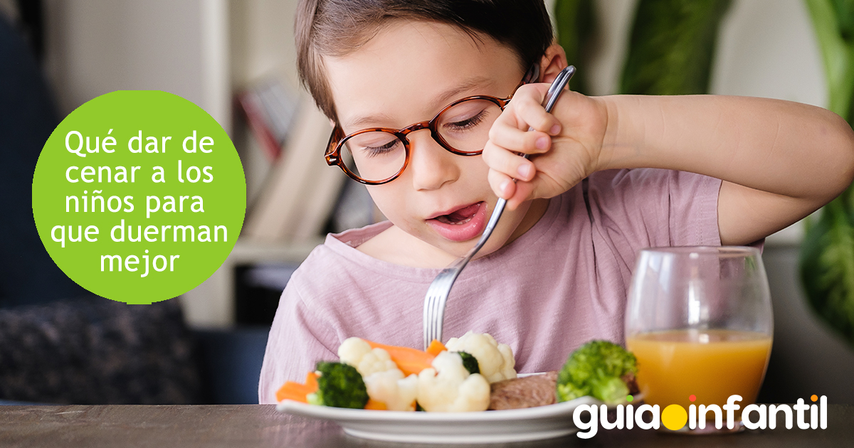Dar de cenar a los niños alimentos que les hacen dormir bien