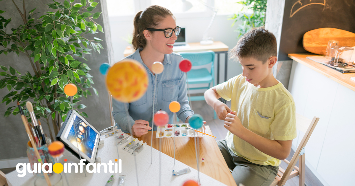 Manualidades del sistema solar para niños