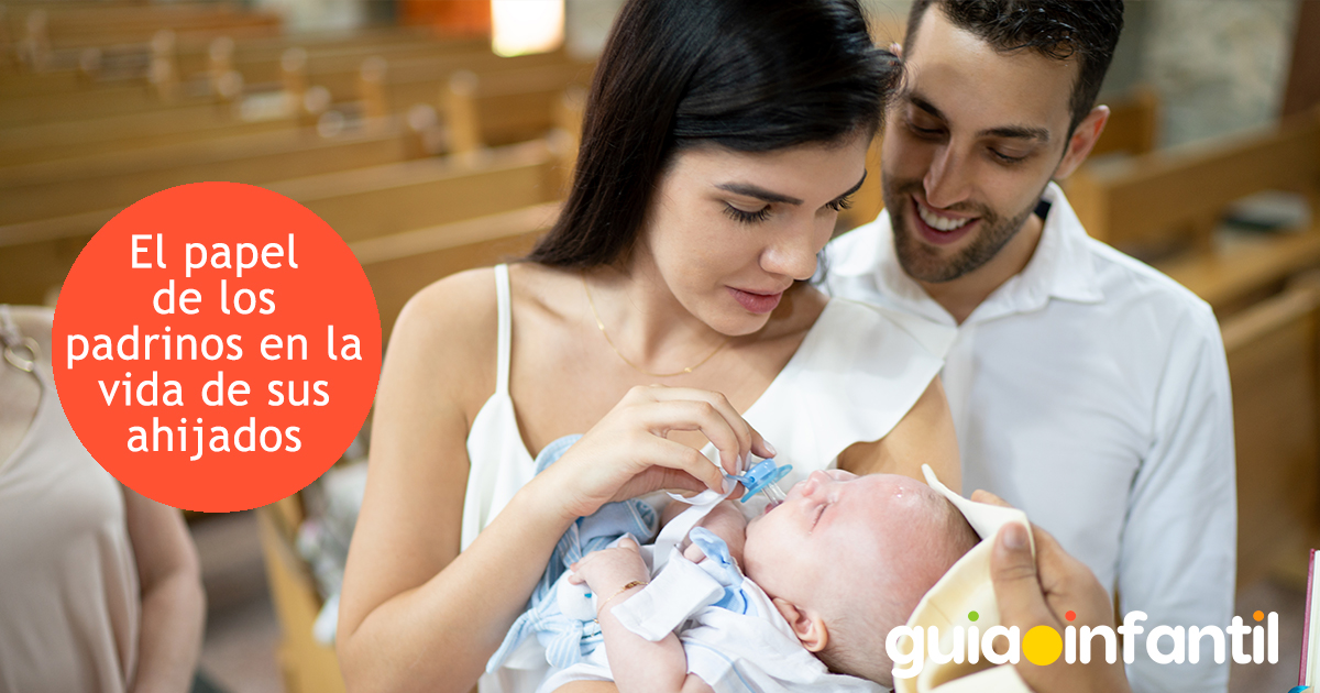 El padrino para su ahijado de bautizo