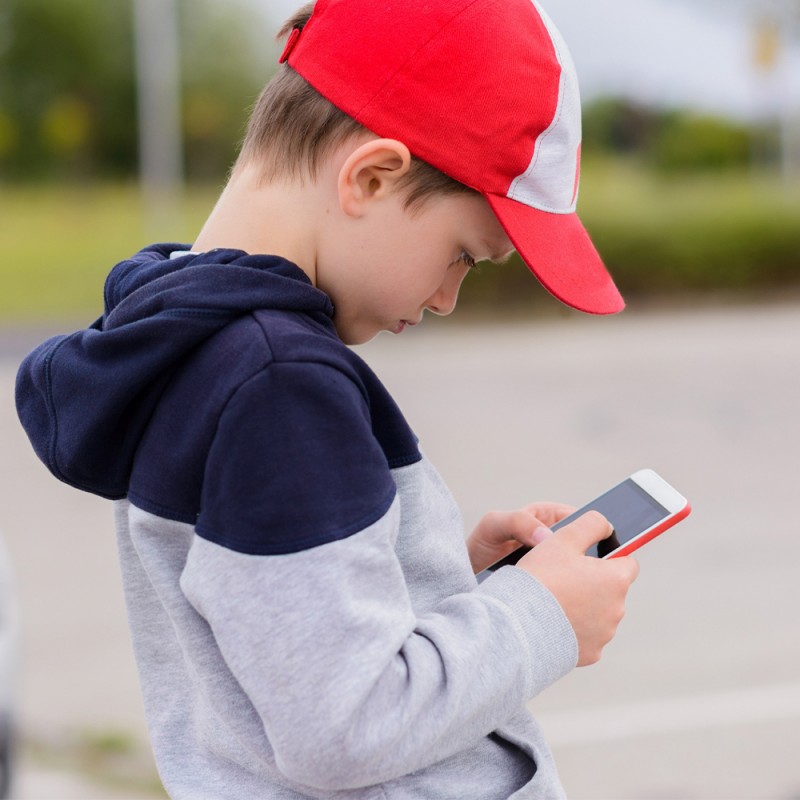 El celular SÍ engancha a los niños - Actúa contra la adicción al móvil