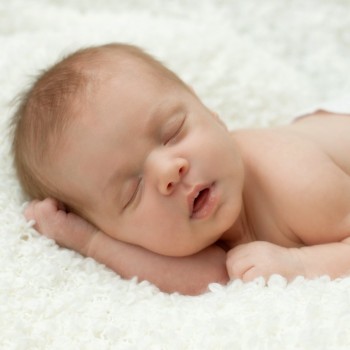 14 perfectos nombres para los bebés arcoíris niño
