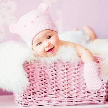 14 poderosos nombres para bebés arcoíris niña
