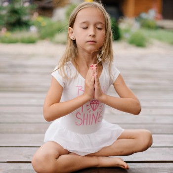 Mindfulness para niños con miedo - Yoga para dar seguridad a tu hijo