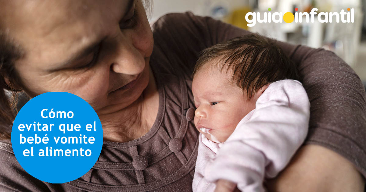 como evitar la regurgitación del bebé