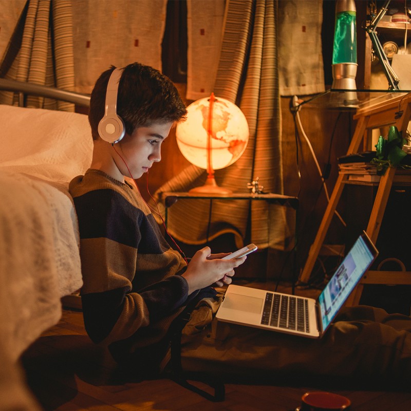 Mi hijo se encierra en su cuarto - ¿Qué es el aislamiento adolescente?