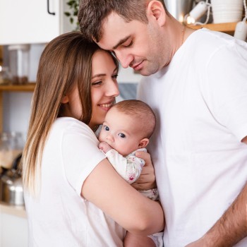 Nombres más populares que combinan bien con el apellido de tu hijo
