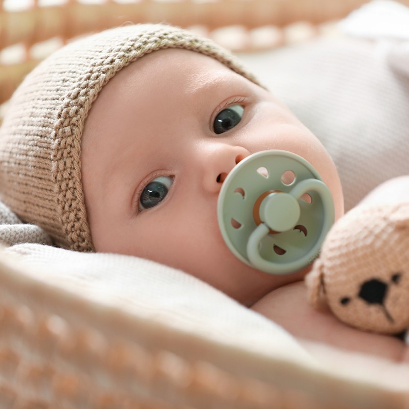 Los nombres de santos más bonitos del santoral de agosto para tu bebé