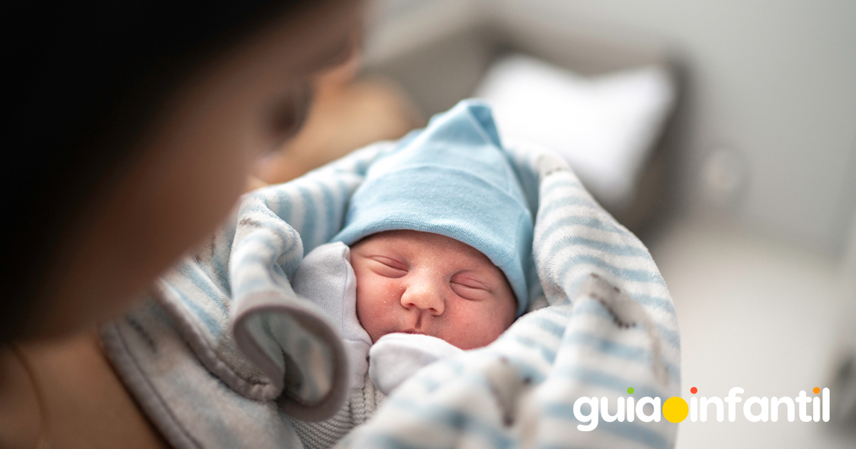 Niño recién nacido