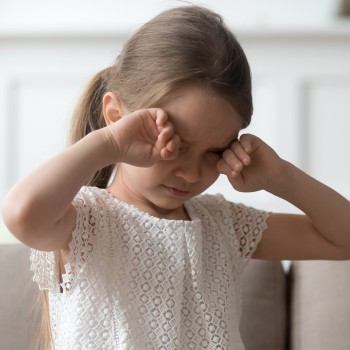 Lucecitas, chiribitas y puntos de colores - Fosfenos en los ojos de los niños