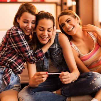 El papel de los amigos y los familiares en la búsqueda de tu embarazo