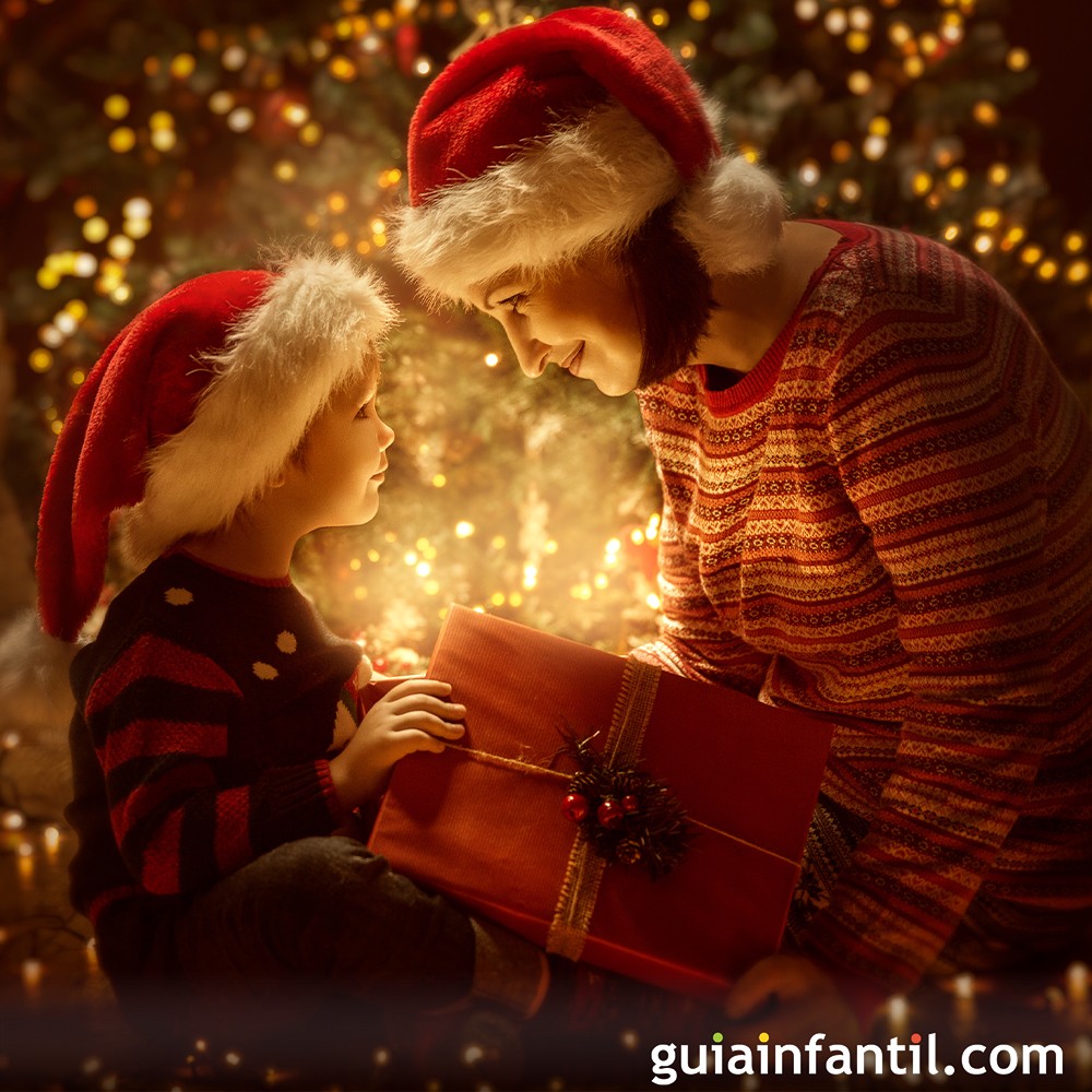 Hermosos diseños que hacen estas fechas más especiales e inolvidables.  Muchas familias encontrarán debajo de sus árboles Navideños regalos y un  anuncio de una nueva vida 💛 Pedidos al WhatsApp 318 436, image size:1000x1000