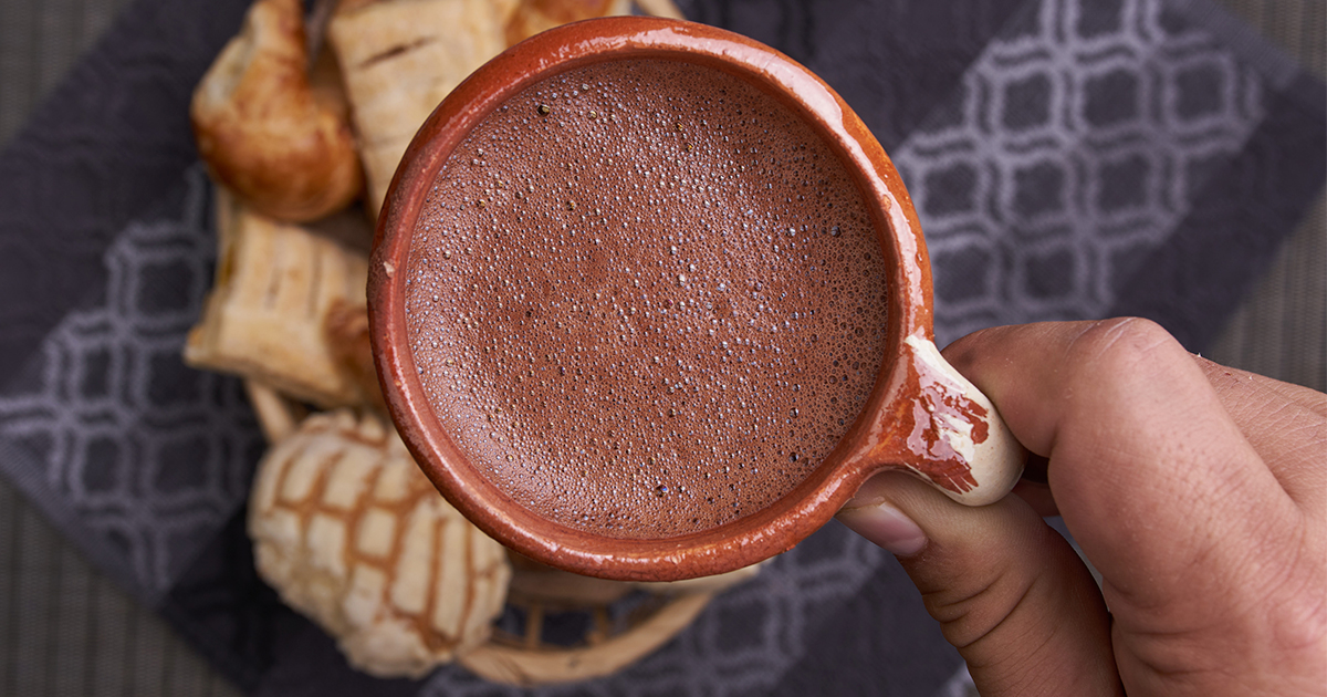 Atole de chocolate para niños