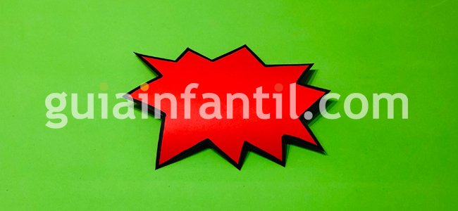 Paso 3 para esta manualidad de banderines de superhéroes
