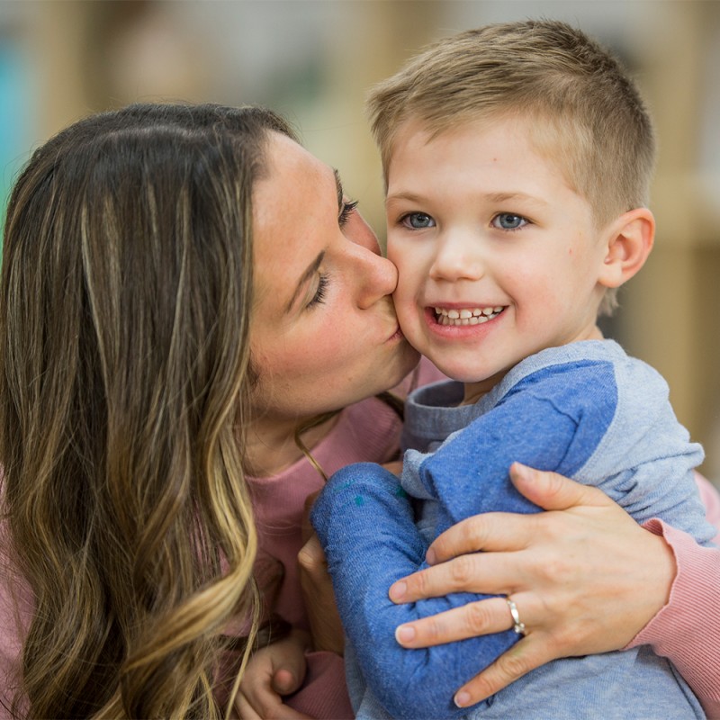 Cómo formar un apego seguro con tu hijo a pesar de tu propia infancia