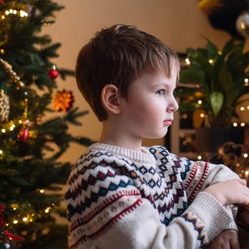 ¿Por qué hay niños que se ponen tristes en Navidad? - Tristeza infantil navideña