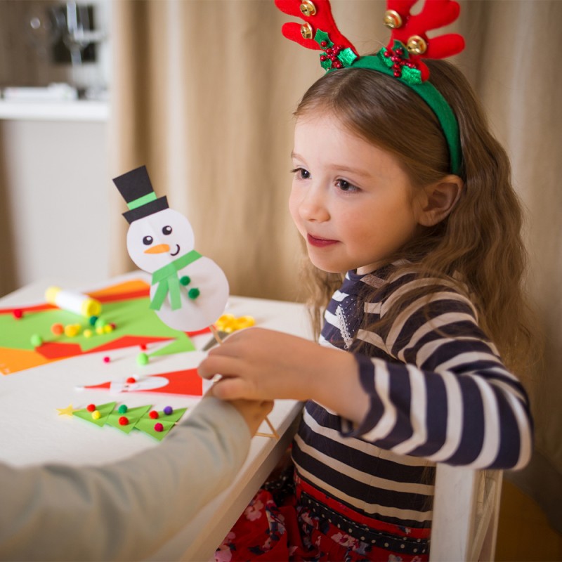 6 manualidades de Navidad con material reciclado para hacer con niños