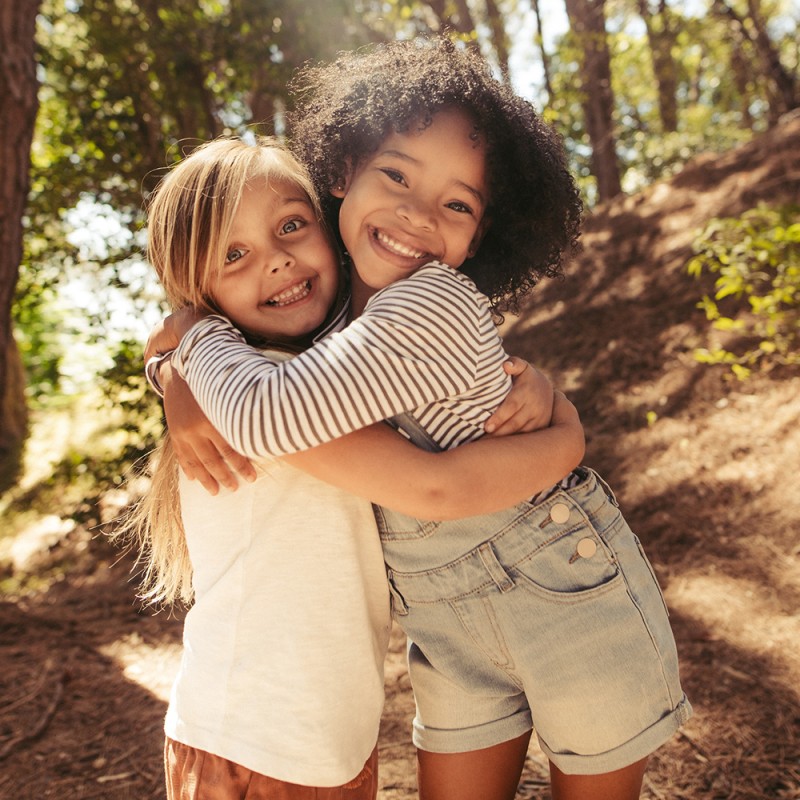 Frases de San Valentín para amigos - Celebrar con los niños la amistad