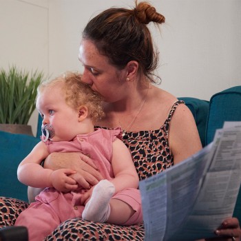 ¡Ayuda! Mi ex marido no paga child support para mi hijo en Miami Dade