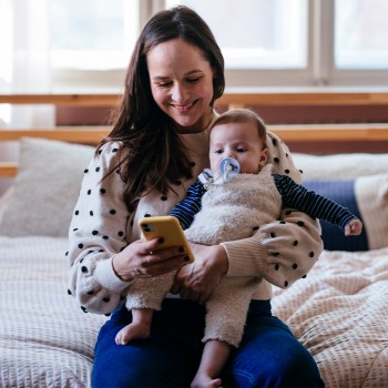 Ayuda para las familias para pagar el teléfono e Internet en Miami Dade