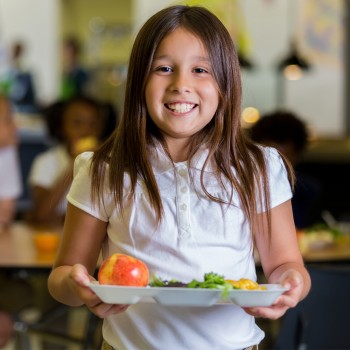 ¿Mi hijo puede entrar al Summer Food Service Program en Miami Dade?