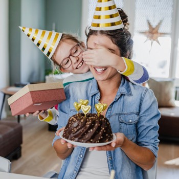 ¡Felicidades, mamá! 79 frases de cumpleaños para madres, escritas por hijos