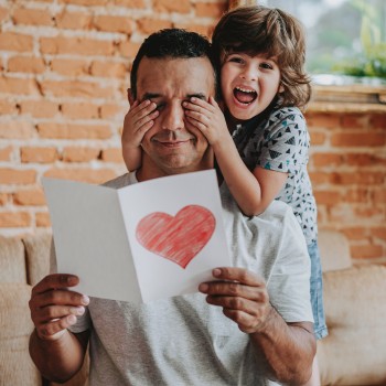 Planes del Día del Padre para papás solteros